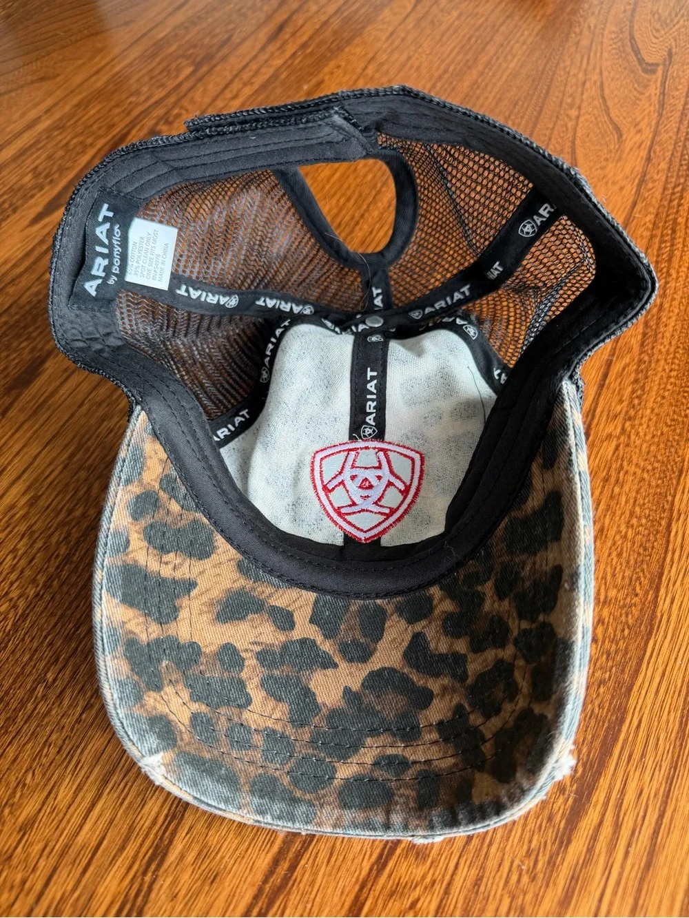 Ariat Brown and Black leopard print Logo Trucker Hat - Picture 3 of 4
